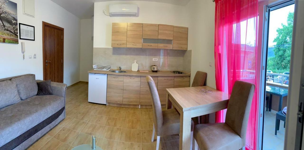 Apartmani Gaga Tivat Dış mekan fotoğraf